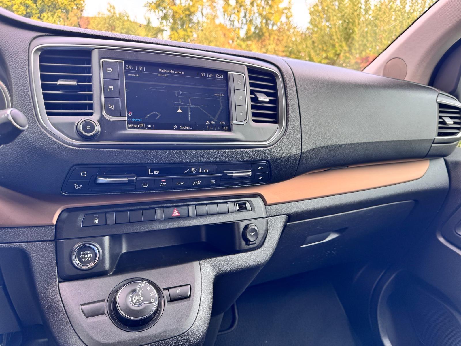 Toyota Crosscamp - Automatik - Standheizung - 1.Hand -