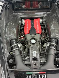 صورة 8 لـ 2016 Ferrari 488 GTB