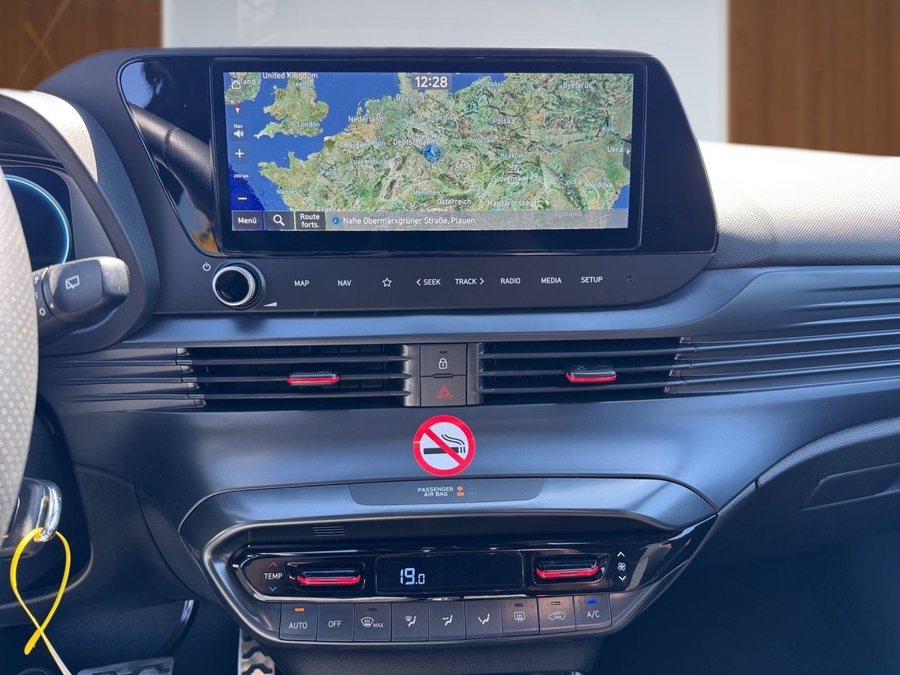 Fahrzeugabbildung Hyundai i20 N-LINE *SHZ*LHZ*NAVI*SPURH*ZV*CARPLAY*