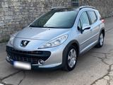 Peugeot 207SW-ESCAPADE~1HAND~WENIGKM~PANO~... - Peugeot 207 W* mit Benzin-Antrieb