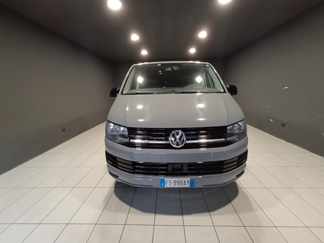 Volkswagen Caravelle DEL 2019 - DSG 4 x 4 GANCIO imagem 3