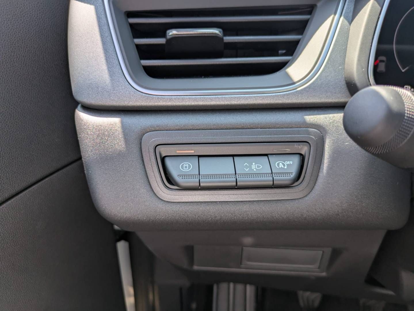 Fahrzeugabbildung Renault CAPTUR Techno TCe 90