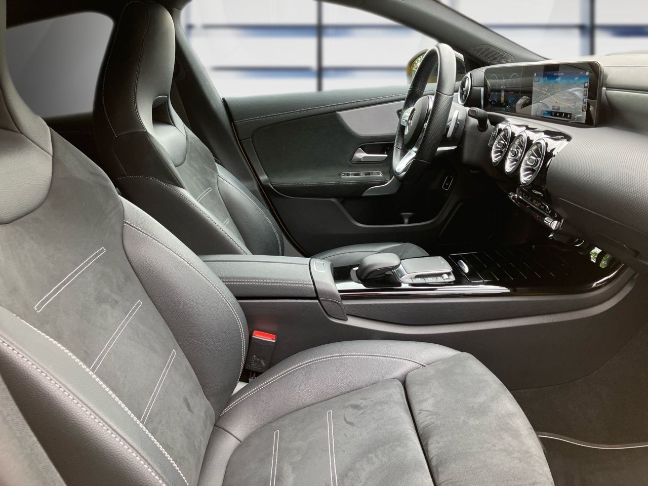 Fahrzeugabbildung Mercedes-Benz CLA 250 e SB AMG Night+Memo+FahrassPak+360°+Ambi