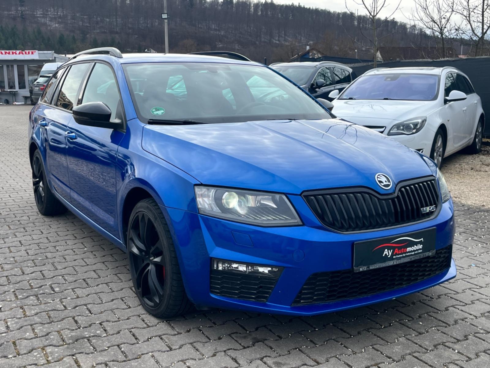 Skoda Octavia Combi RS / LEDER/XENON/NAVI