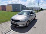 Skoda Rapid AUTOMATIK*GARANTIE*AHK*UVM - gebrauchte Skoda Rapid aus dem Jahr 2013