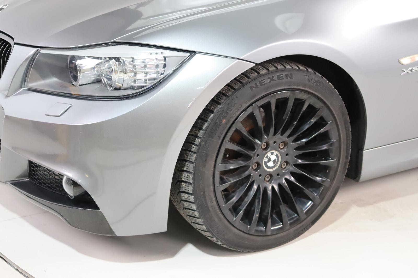 BMW 320d Touring xDrive M Sport 184 ch BVM 4x4 / Alcantara / Xénon / Sièges chauffants / GPS