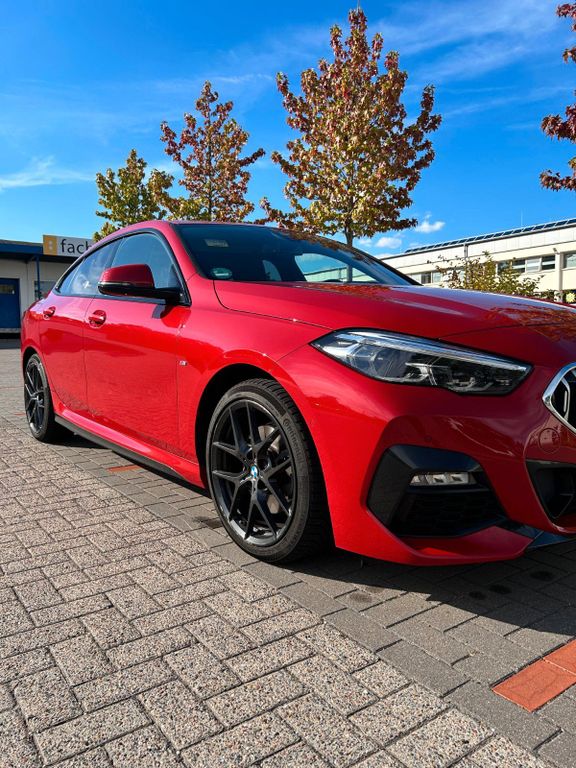 Image of BMW 218