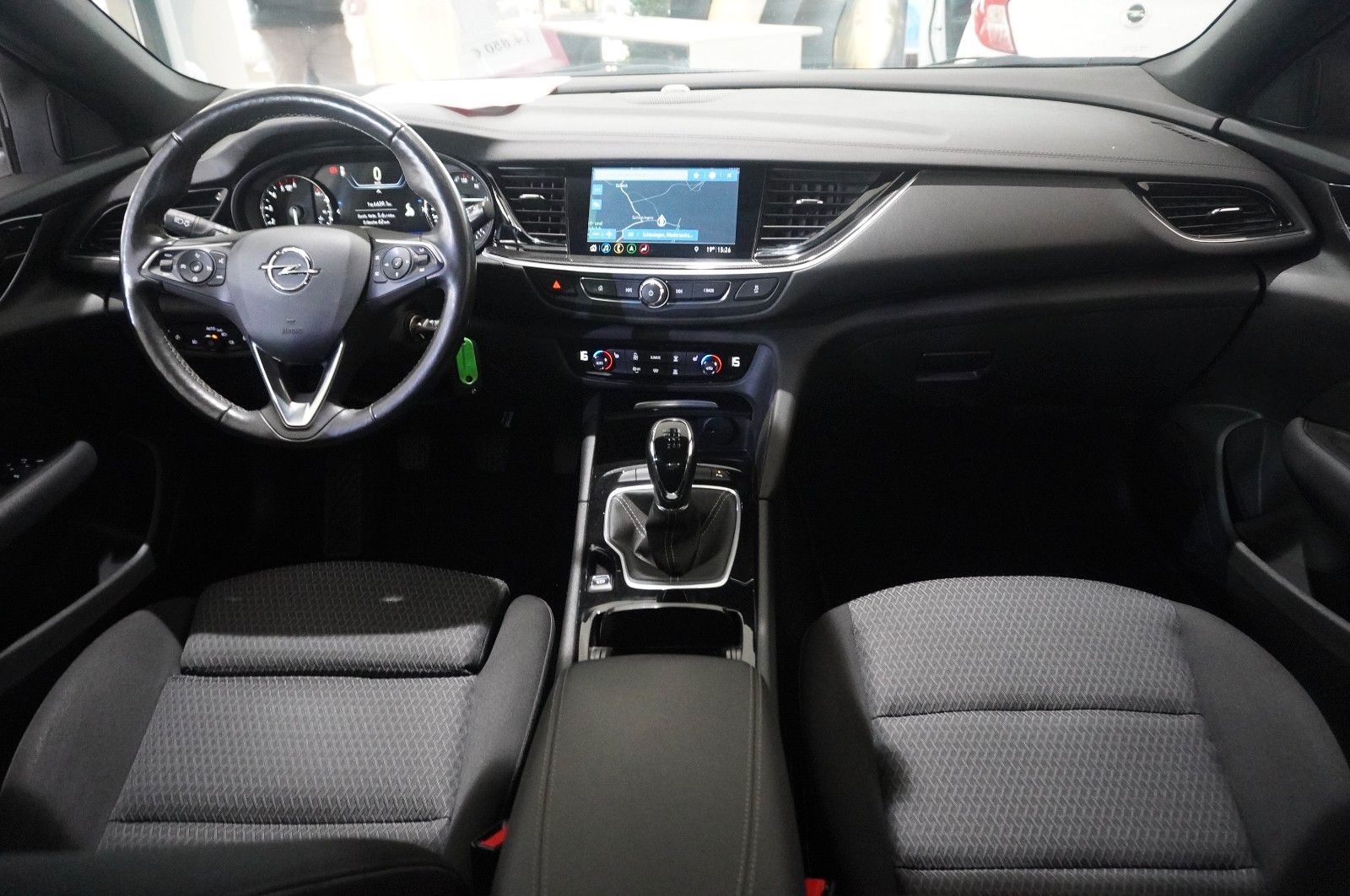 Fahrzeugabbildung Opel Insignia B ST 2.0D BUSINESS NAVI/LED/KAMERA/DAB+