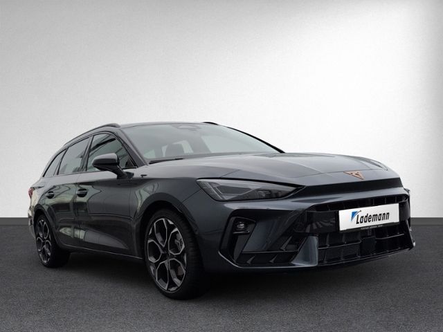 Leon ST 2.0 TSI DSG 4Drive AHK+LED+NAVI+RFK+ACC+