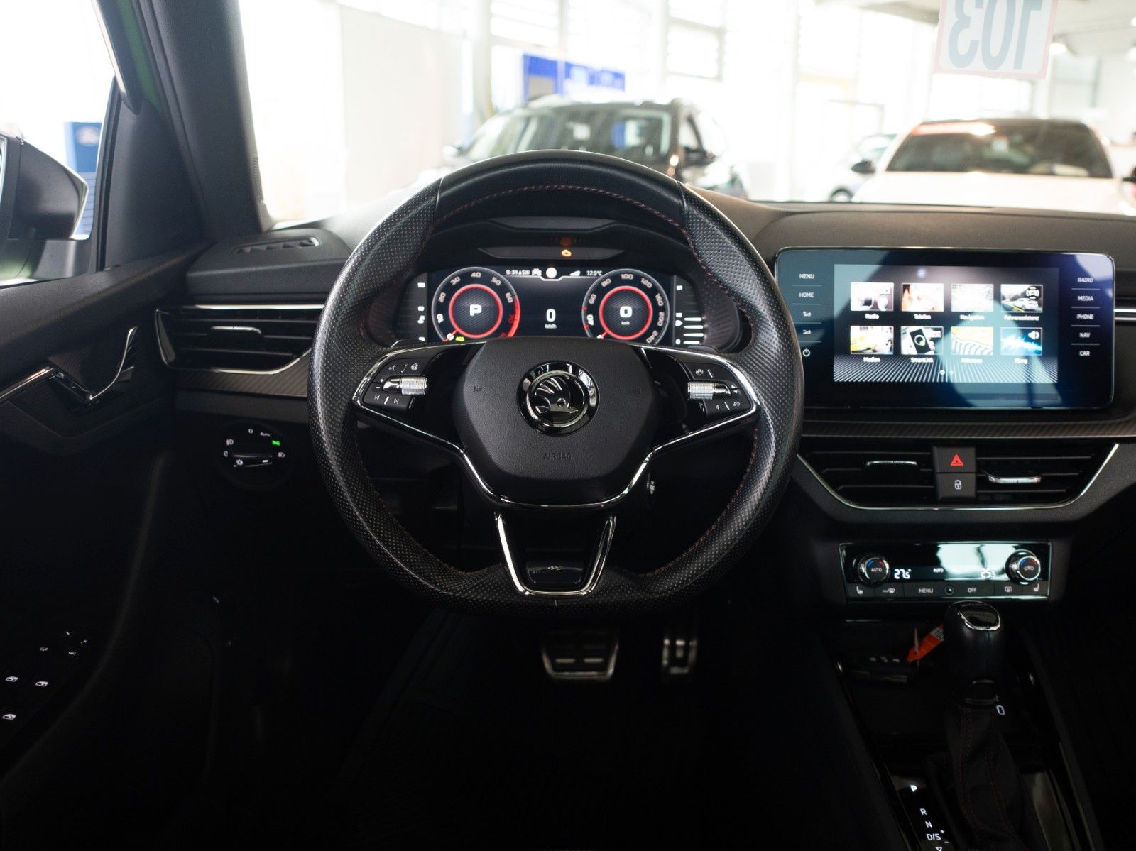 Fahrzeugabbildung SKODA Scala Monte Carlo DSG/KEYLESS/NAVI/LED/PDC/PANO