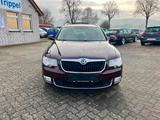 Skoda Superb Combi Bi-Xenon Navi Leder - gebrauchte Skoda Superb aus dem Jahr 2012