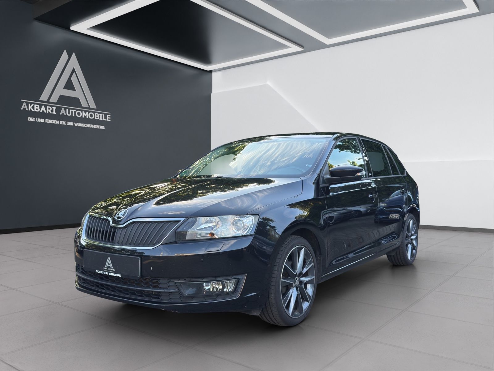 Fahrzeugabbildung SKODA Rapid Spaceback Edition*Pano*TÜV*Neu*2.Hand*