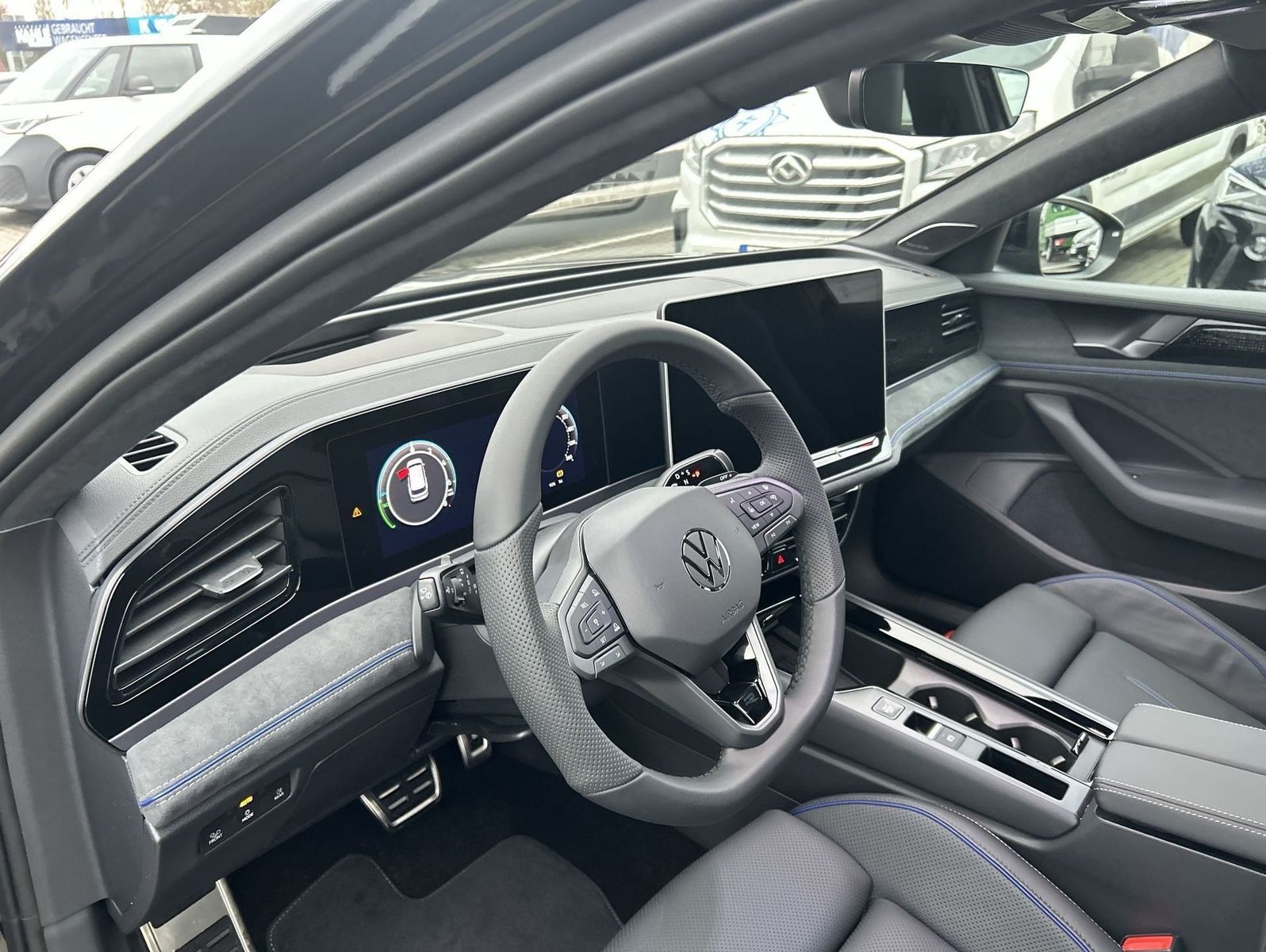 Volkswagen Passat - Bild 12