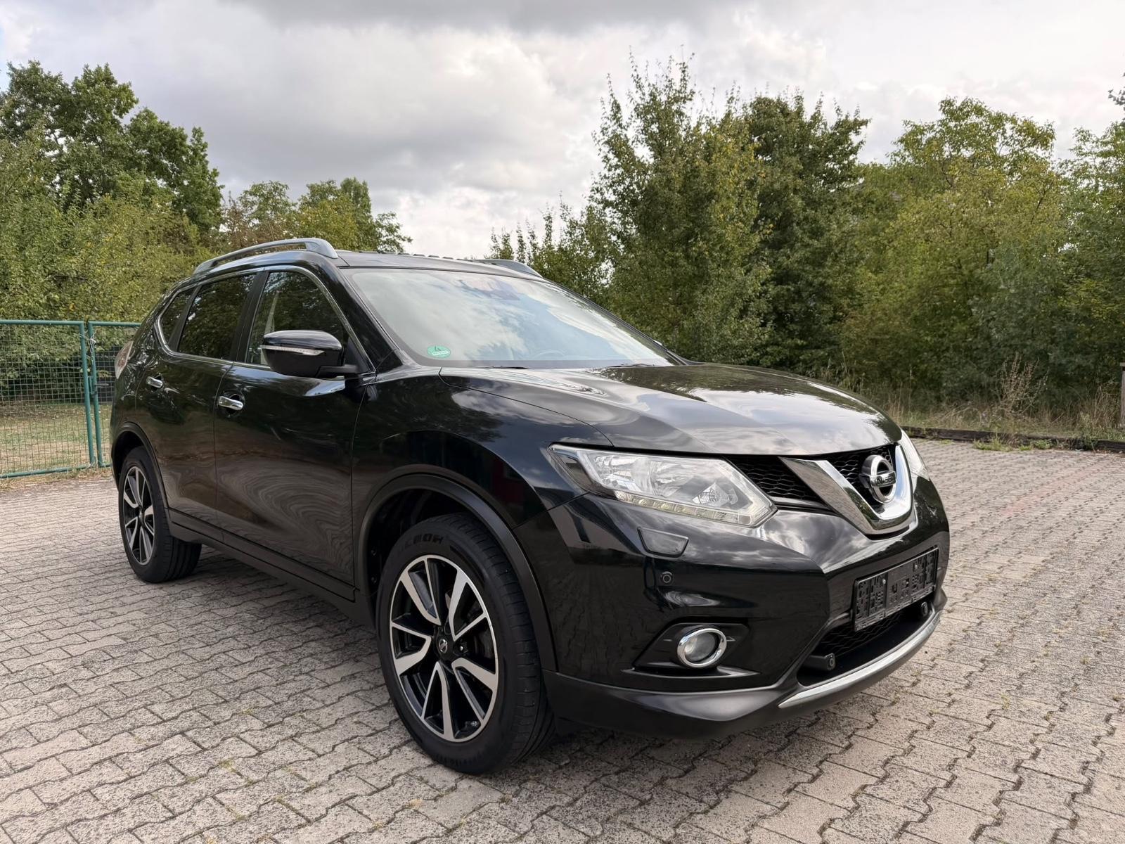 NISSAN X-TRAIL TEKNA 4X4 PANORAMIQUE GPS | 131 ch | BVM | HAYON ÉLECTRIQUE | VOLANT EN CUIR