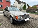 Mercedes-Benz 200E W124 H-Zulassung, original Zustand, TOP - Mercedes-Benz 200 in Köln