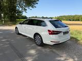 Skoda Superb Combi *Matrix*Standheizung*Schiebedach* - Skoda Superb von privat