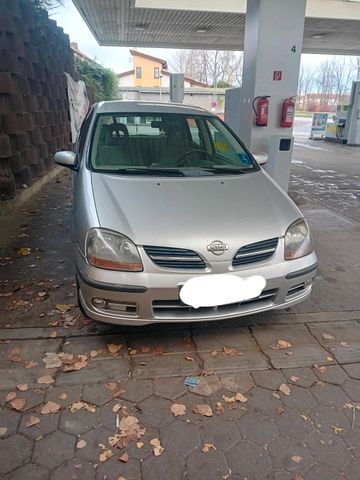 Nissan Almera Tuv bis marz 2025