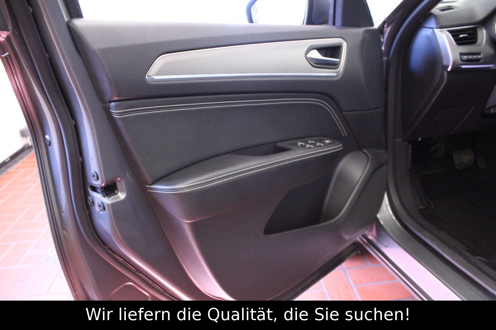 Fahrzeugabbildung Renault Arkana Mild Hybrid 140 EDC Techno