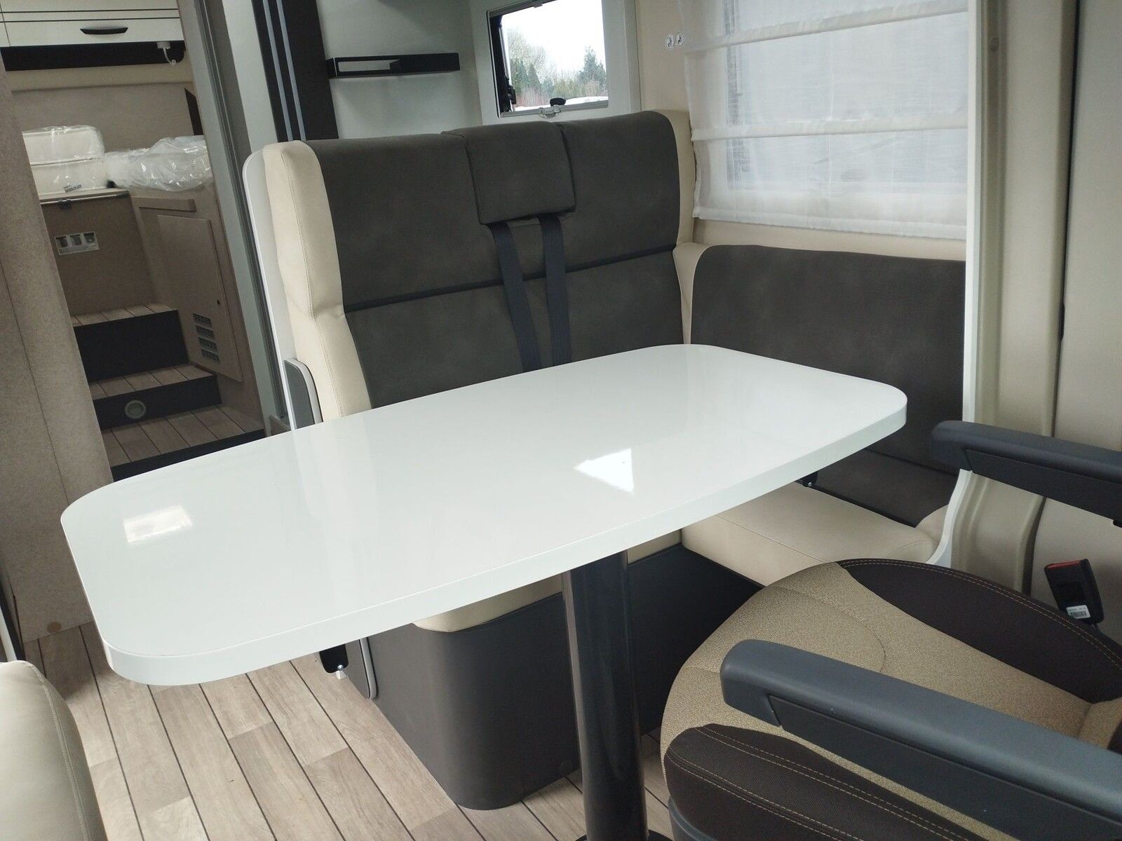 Fahrzeugabbildung Forster T F745 EB LTE,Solar,Markise,Lithium,Hubbett