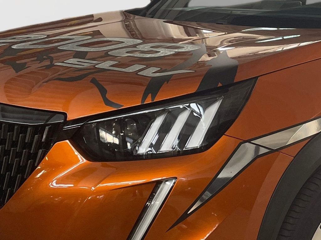 Fahrzeugabbildung Peugeot 2008 1.2 PureTech 130 Allure GT line, SHZ, Totw,