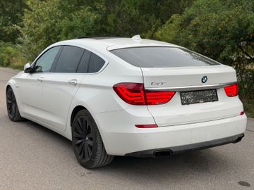 BMW 550 Gran Turismo - 2