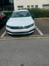 Volkswagen WW Passat B8 2.O - Volkswagen Passat Variant: W8