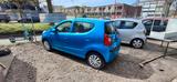 Nissan Pixo - blaue Nissan Pixo