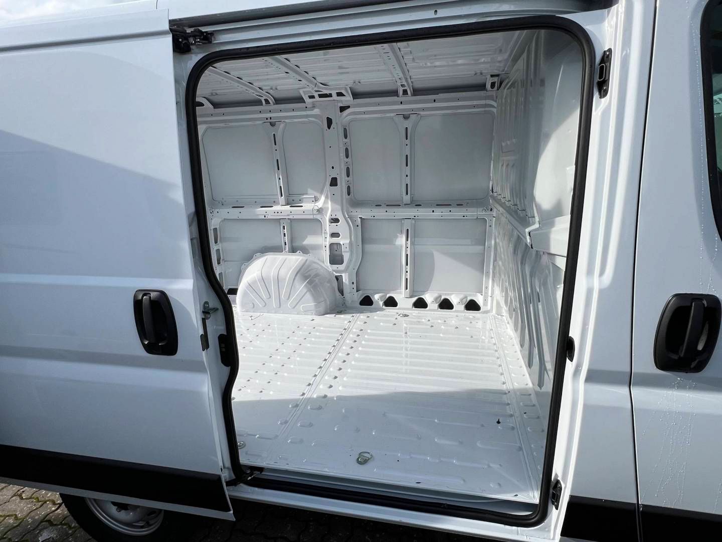 Fahrzeugabbildung Fiat DUCATO 30 L1H1 KAWA