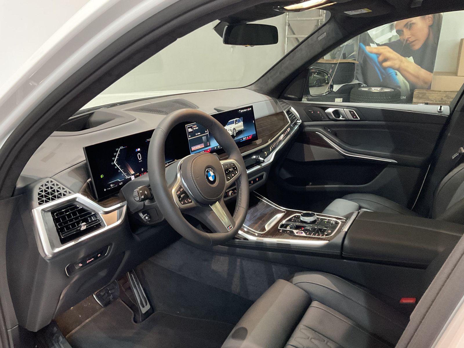 Fahrzeugeinzelansicht 10 Fahrzeugabbildung BMW X7 xDrive40d M Sport M Sportpaket HK HiFi DAB