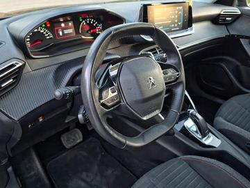 Peugeot 2008 - 12