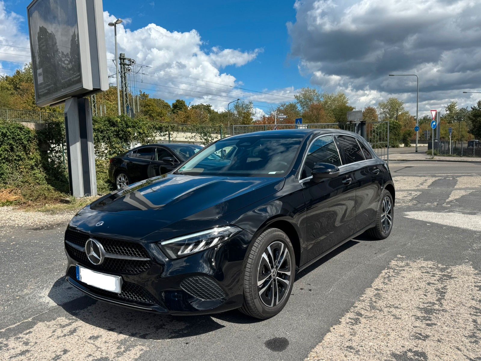 Mercedes-Benz A 250 e Progressive WIDE MBUX JUNGESTERNE foto 2