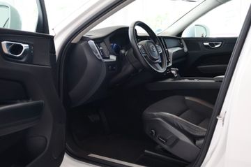 Volvo XC60 Momentum LED 360 Kamera CarPlay