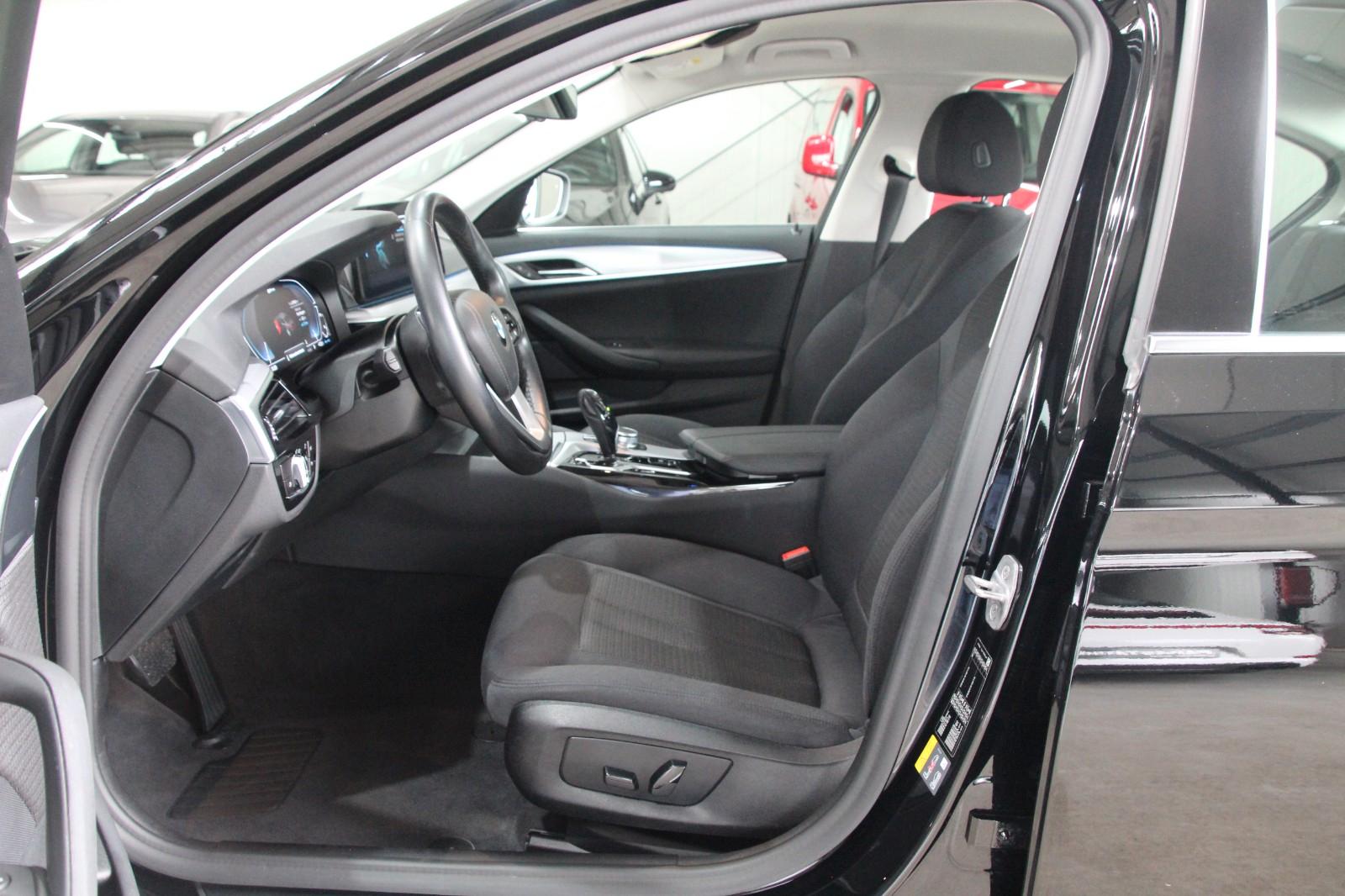 BMW 530 e *HUD*LASER*CAM*TOT*SPUR*VIRTUAL*