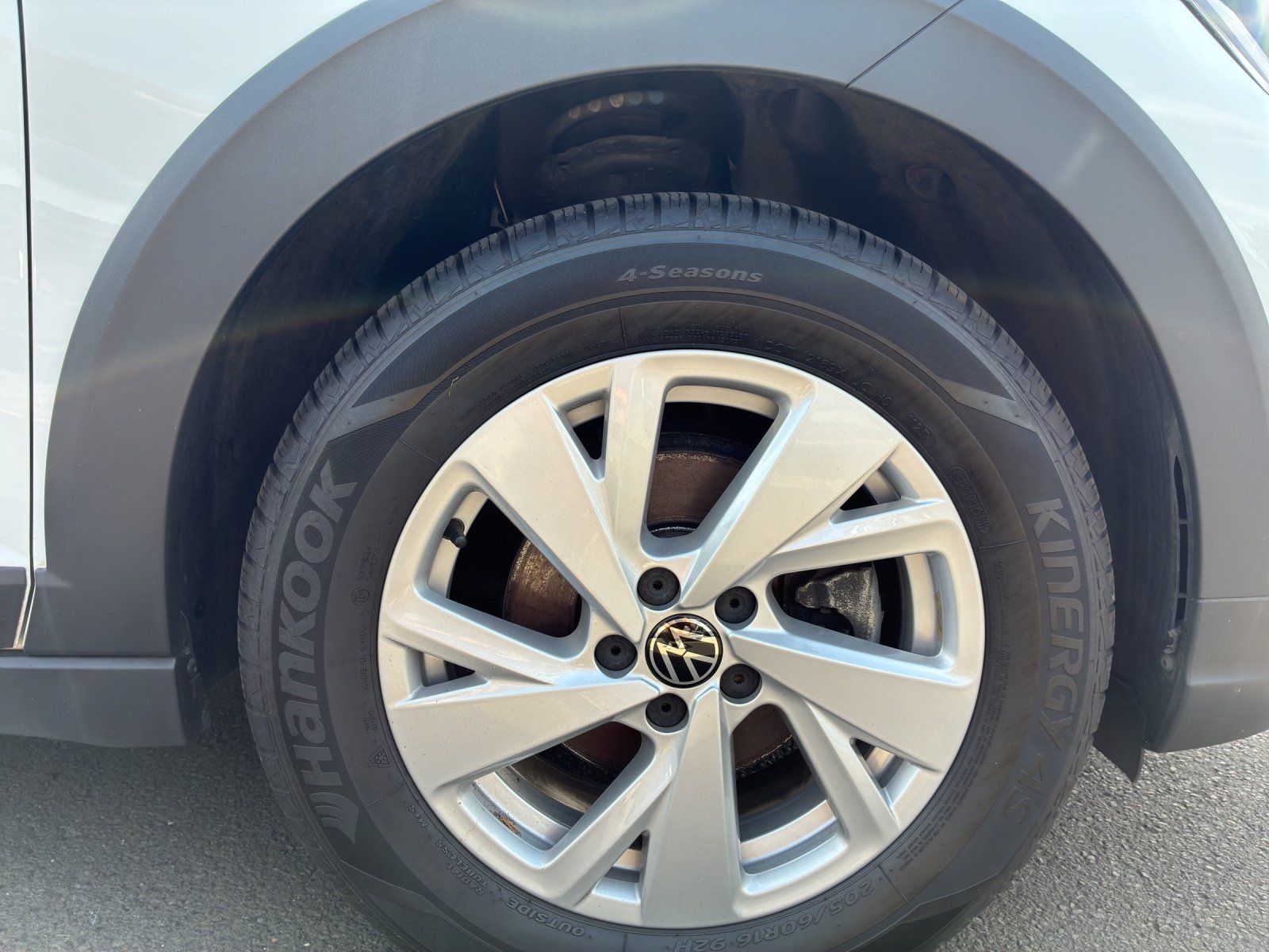 Fahrzeugabbildung Volkswagen Taigo 1.0 TSI Life Kamera,LED,Navi,PDC,SHZ,LM