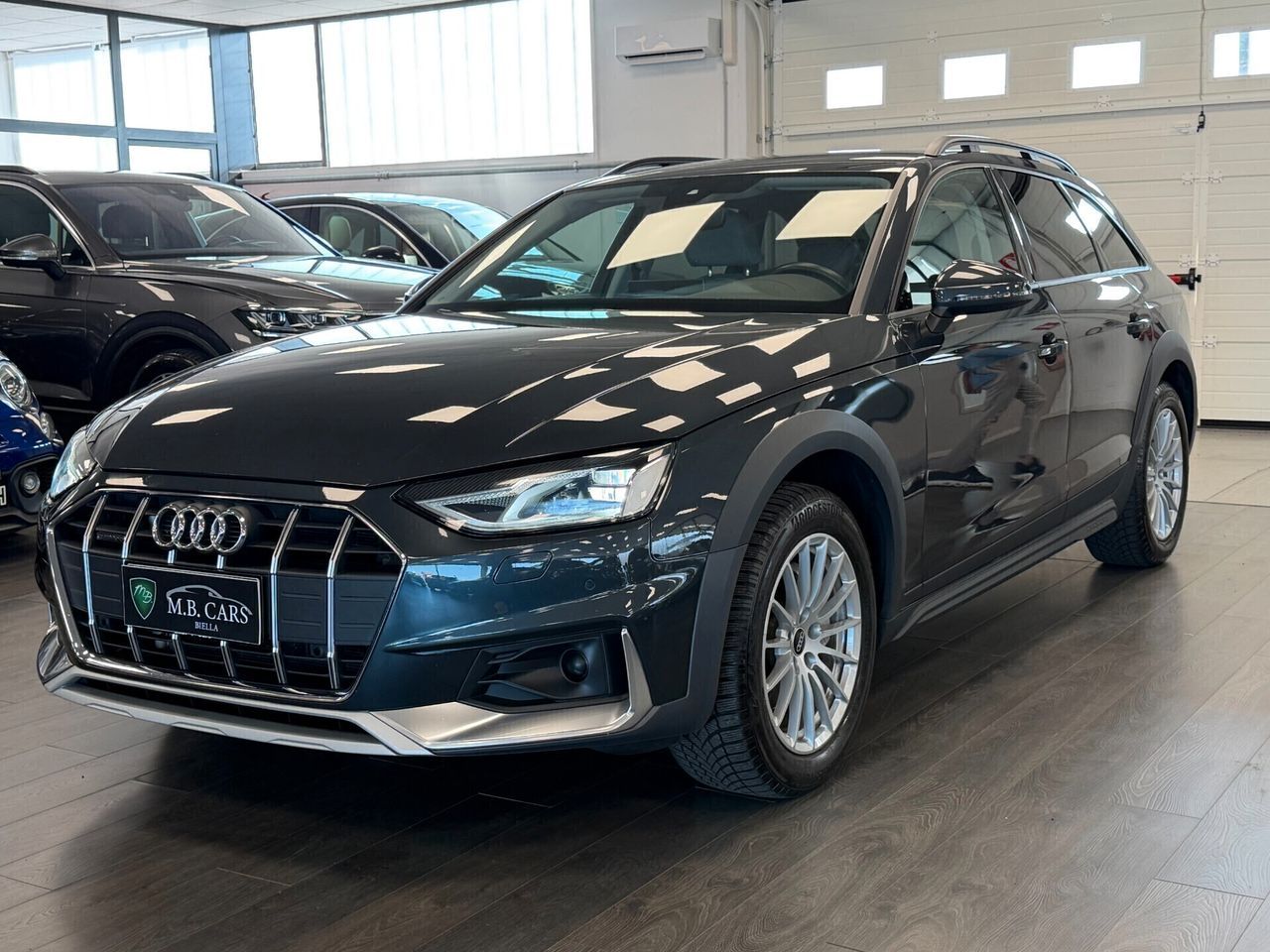 Audi A4 allroad 40 TDI 204 CV S tronic Business  imagem 3