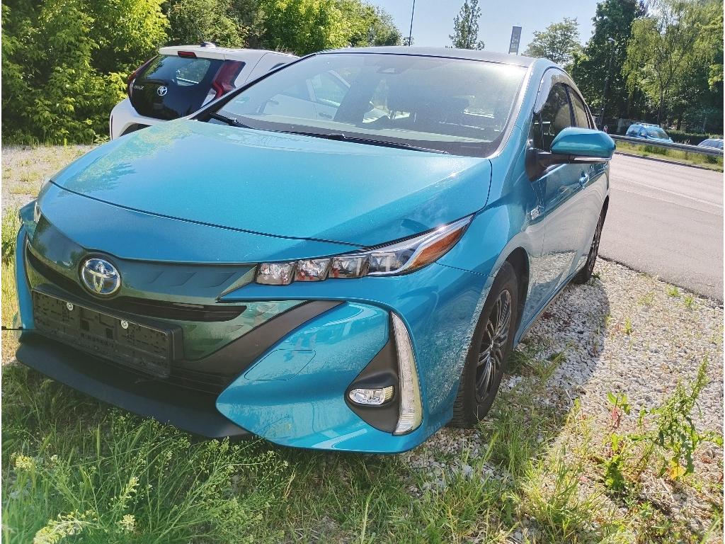 Toyota Prius Plug-in Hybrid Solar Navi LED Mehrzonenkli