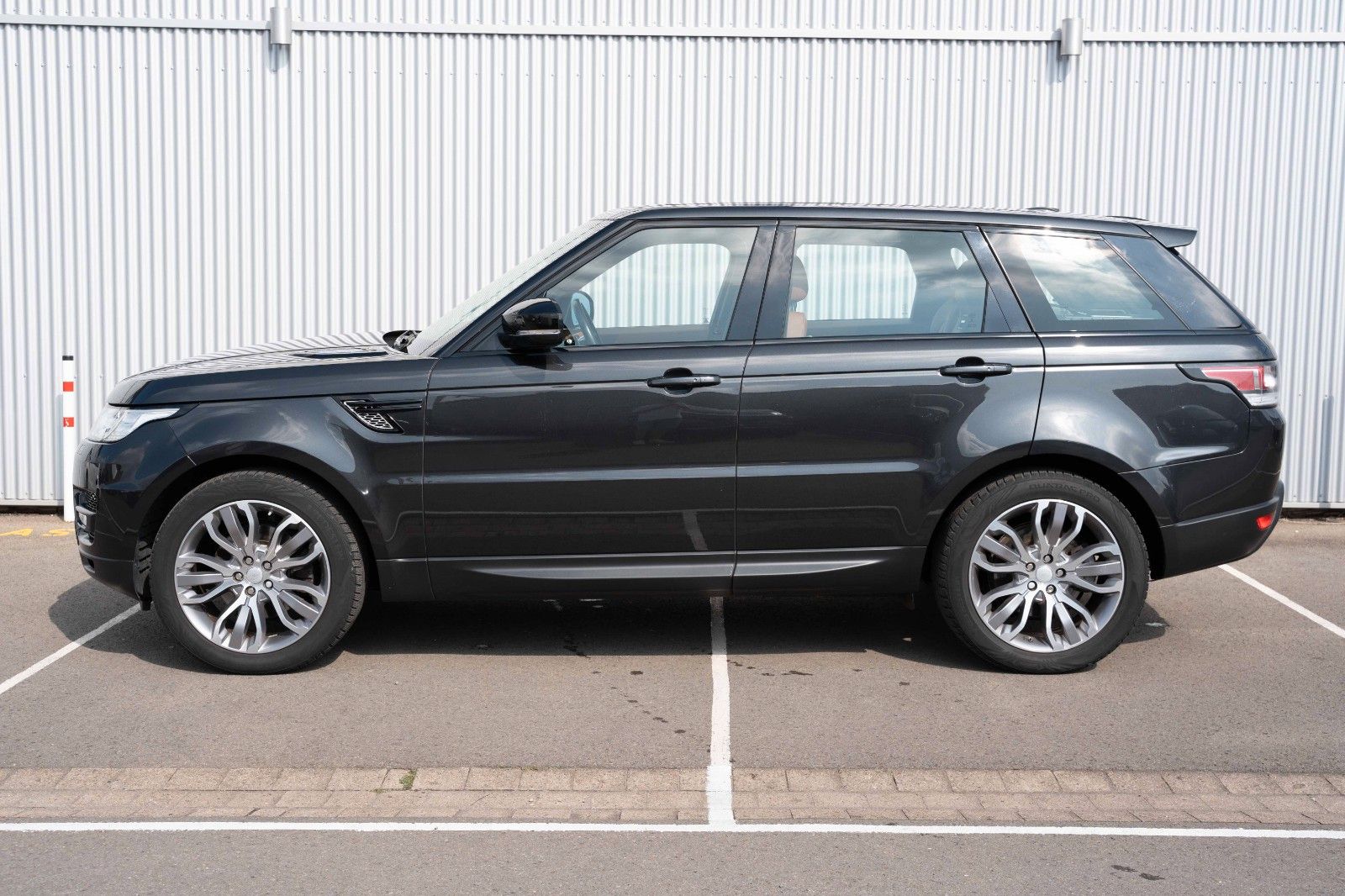 Fahrzeugabbildung Land Rover RANGE ROVER V6 AUTOBIOG LED VIRTC SITZBEL WLAN