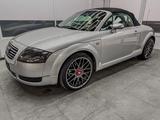 Audi TT Roadster 1.8T quattro 165 kW/Leder/Klima/Bose - Audi TT aus 2000: Roadster
