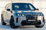 BMW iX M70 2026 LUFTF.SOFTC.SKY.DR.ASS.PRO.H/K.AHK - BMW iX M70 Gebrauchtwagen
