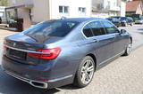 BMW 740 ePERFORMANCE*LEDER*NAVI*EGSSD*XENON*TOP! - BMW 7er Reihe in Essen