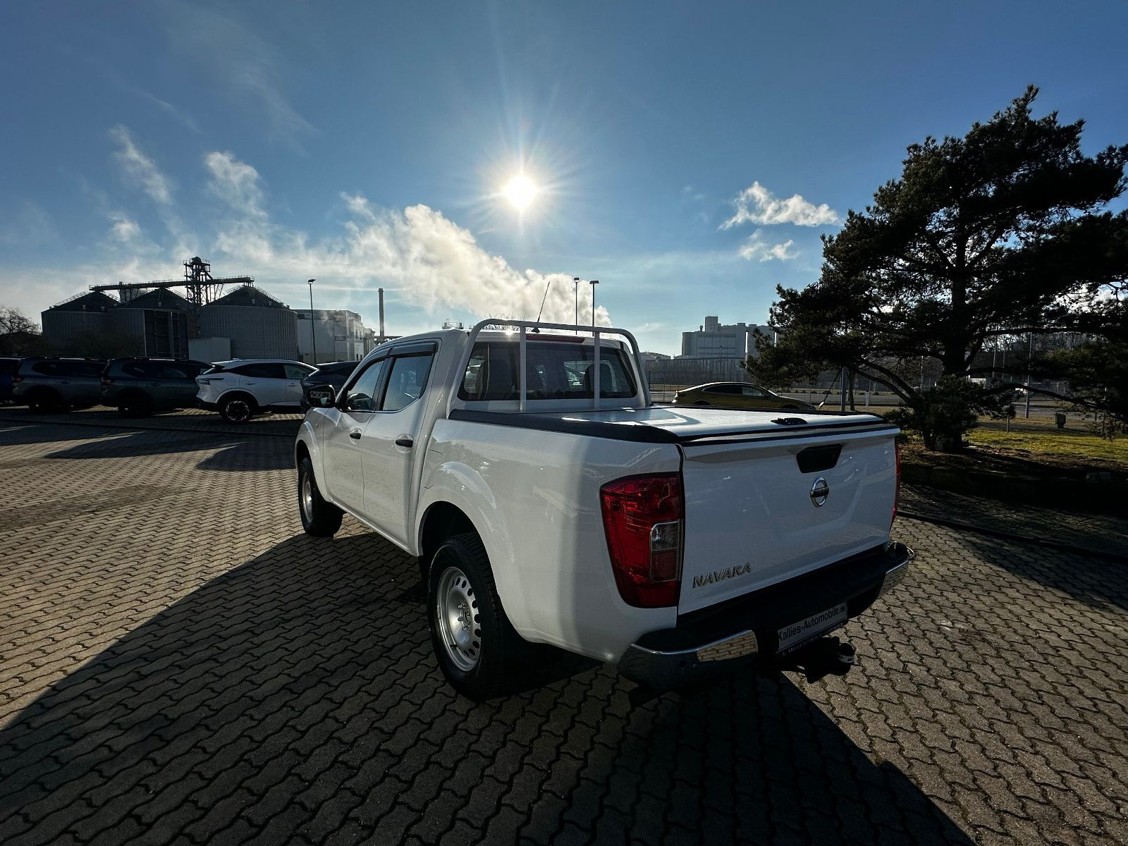 Fahrzeugabbildung Nissan Navara NP300 Acenta Double Cab 4x4