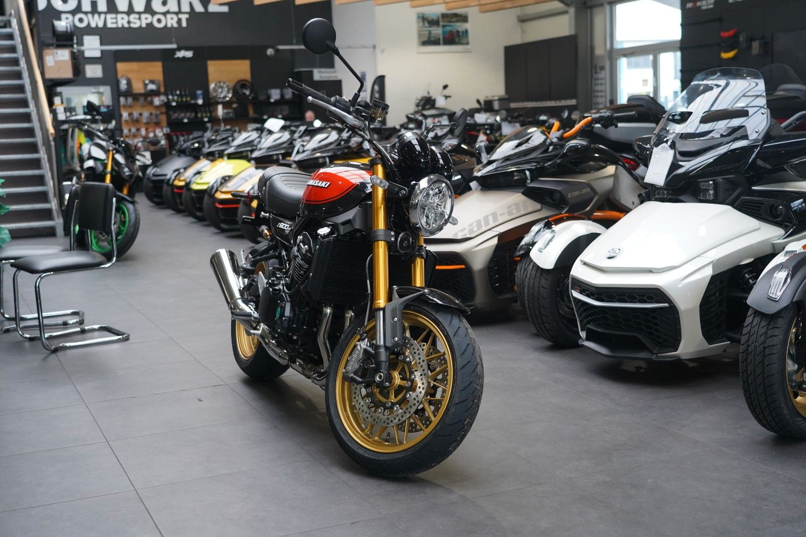 Fahrzeugabbildung Kawasaki Z900 RS  SE