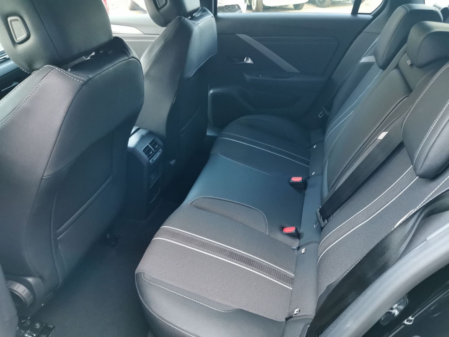 Fahrzeugabbildung Opel Astra Sports Tourer GS Navi digi.Cockpit LED SHZ