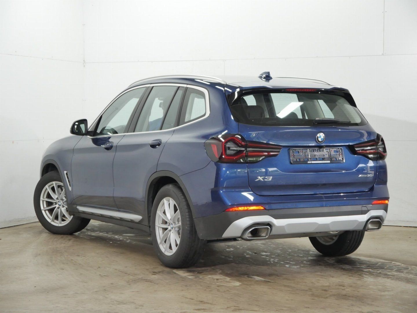 Fahrzeugabbildung BMW X3 xDrive30i |AHK |Sportsitze für Fahrer und Bei