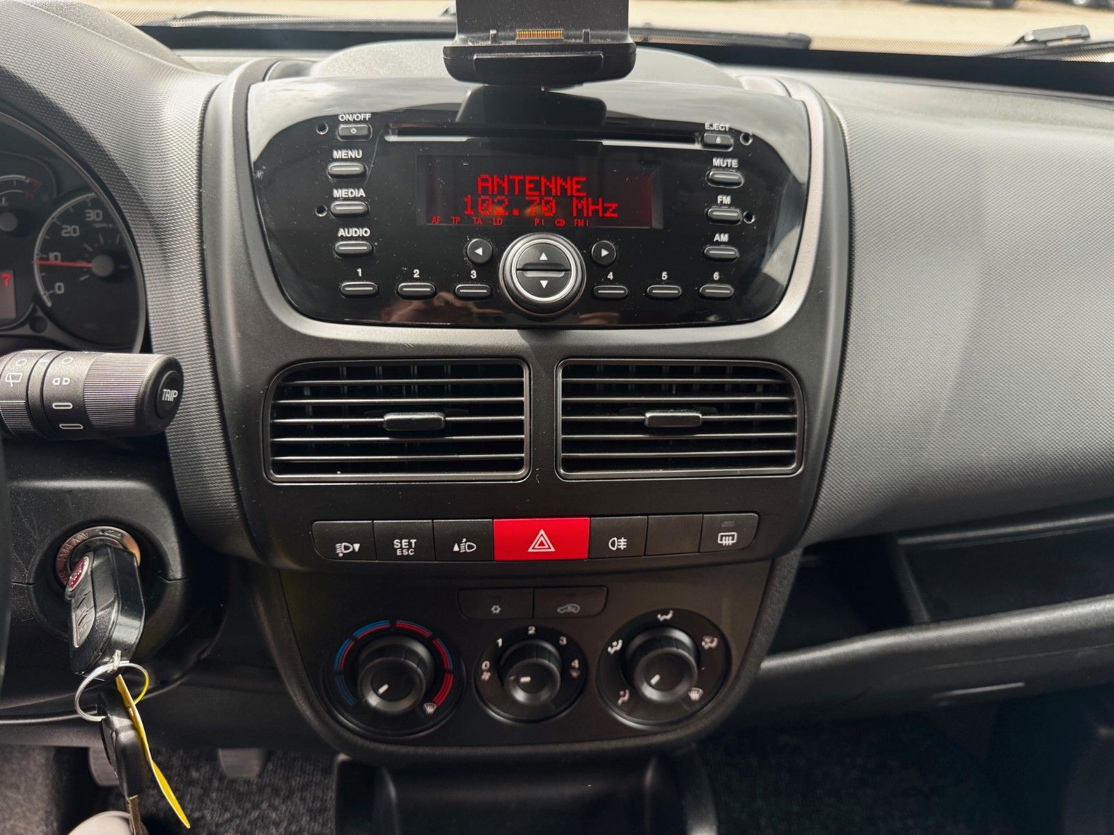 Fahrzeugabbildung Fiat Doblo My Life  1.6 Diesel 5 Sitzer