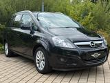 Opel Zafira B/7-Sitzer/AHK./Temp./PDC/Tüv Neu - Opel Zafira in Solingen