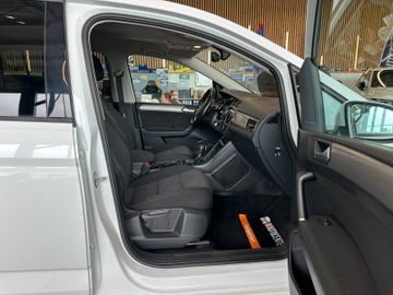 MYAUTOCENTER – Gebraucht- und Jahreswagen mit Werkstattservice in Pfaffenhofen Volkswagen Touran *R-Line*Sport*ACC*NAVI*2-ZONEN*LED*