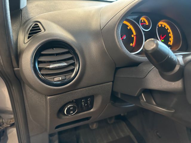 Opel Corsa D Satellite