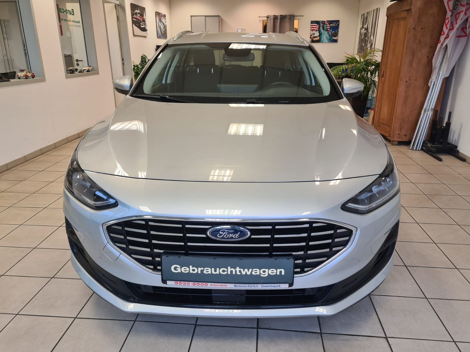 Fahrzeugabbildung Ford Focus Turnier Titanium / 1. Hand / SCHECKHEFT