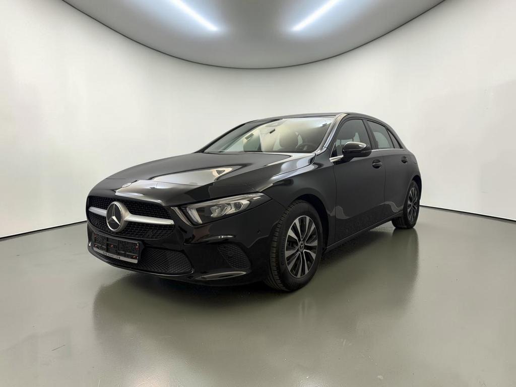 MercedesBenz A 180d LEDCARPLAY1HANDTLEDERWIDERCKKAM 2023
